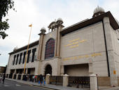 A group of "thugs" stop inter-faith wedding at Southall Gurdwara...
